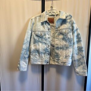 Levi’s ex boyfriend Bleach Acid Wash Denim trucker Jacket Color blue Size XS